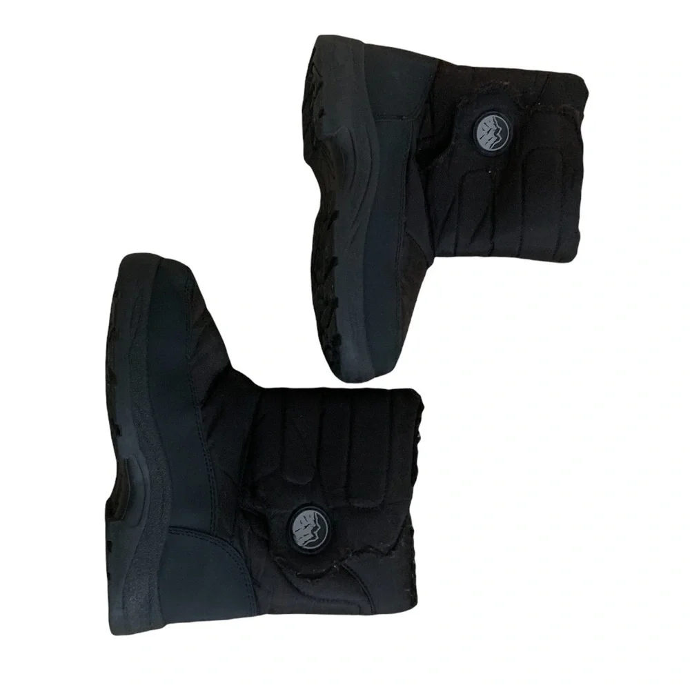 Black Snow Boots Youth Boys Size 4 Waterproof Big Boy Mountain Hike